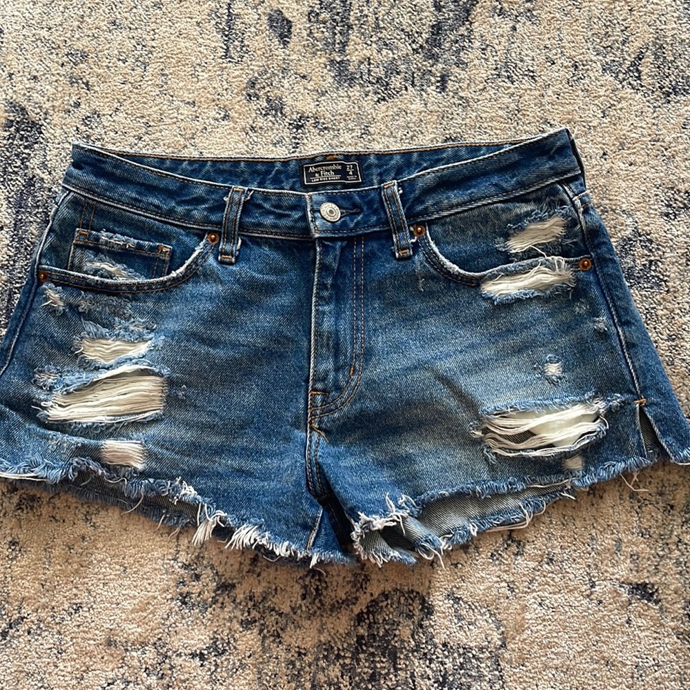 Abercrombie and Fitch lowrise shorts